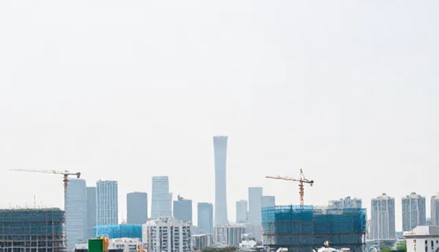 本地企业选型关注点：本地化部署与云服务的对比分析